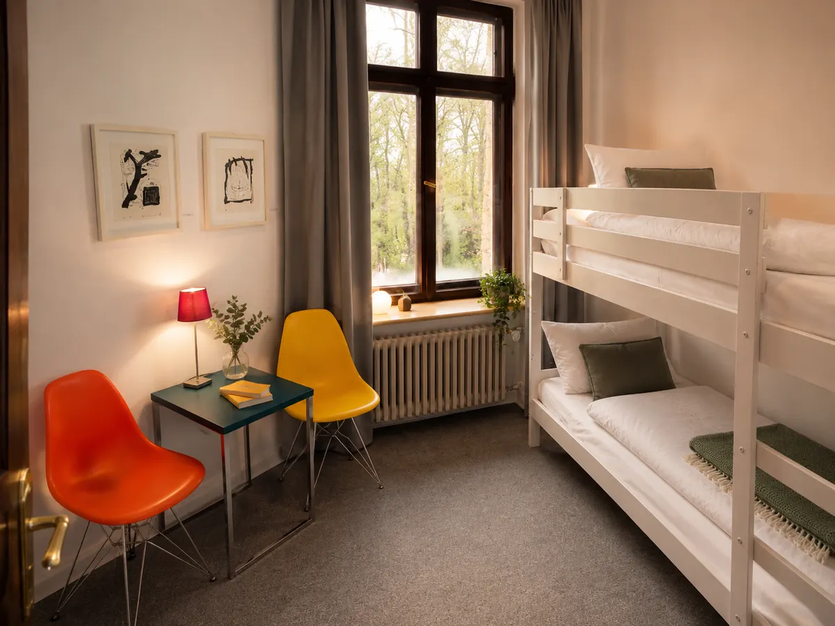 Familienzimmer mit zusätzlichem Aufenthaltsbereich
